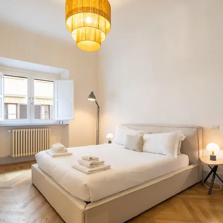 Lägenhet Santa Croce Luxury Penthouse