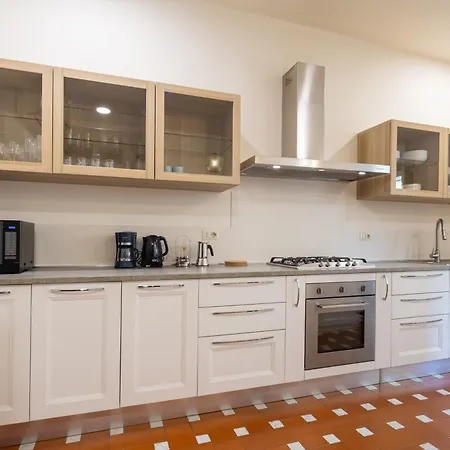 Santa Croce Luxury Penthouse Lägenhet Florens