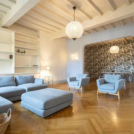 Santa Croce Luxury Penthouse *